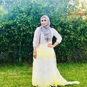 Meet your Posher, Dayanna